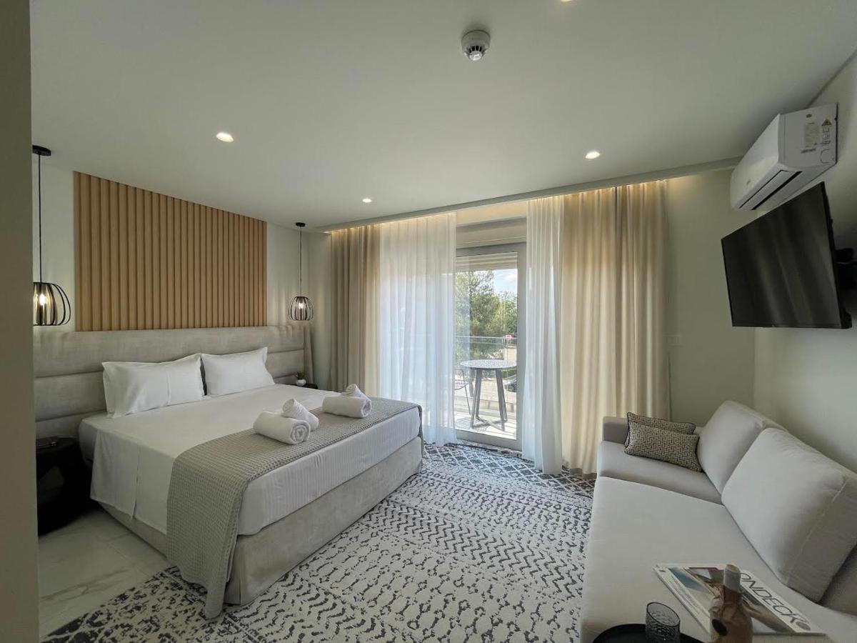 Urban Suites Атина Екстериор снимка